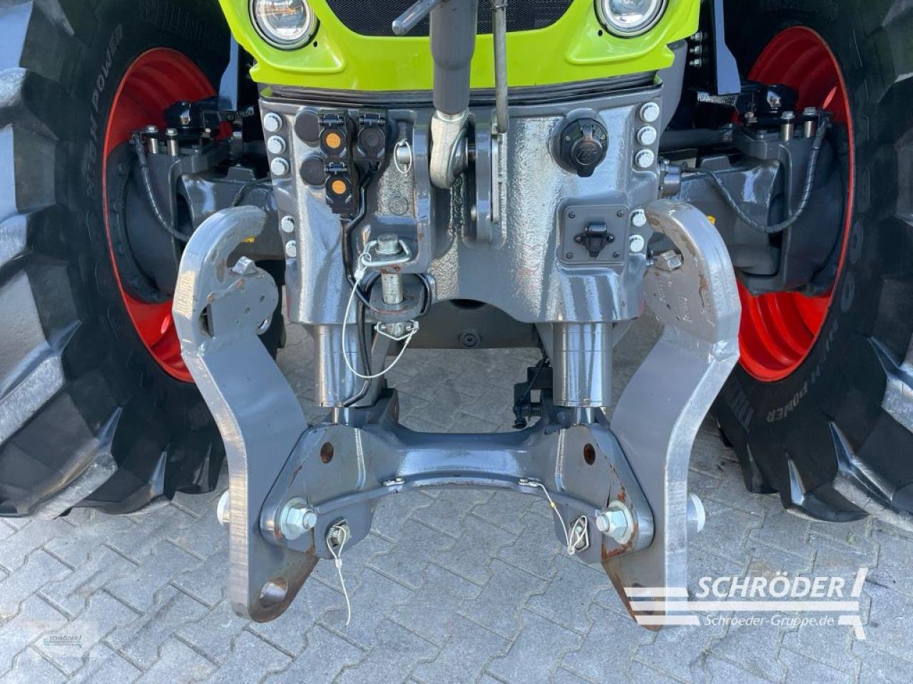 Traktor van het type CLAAS AXION 960 C-MATIC | RTK, Gebrauchtmaschine in Wildeshausen (Foto 12)